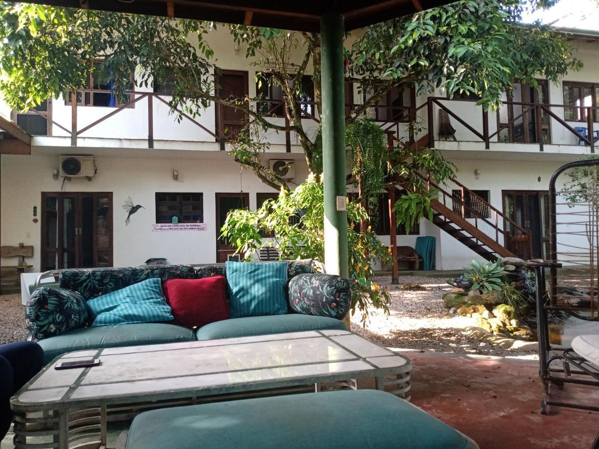 Lindas Suites A Uma Quadra Da Praia E Centro Ubatuba Ngoại thất bức ảnh