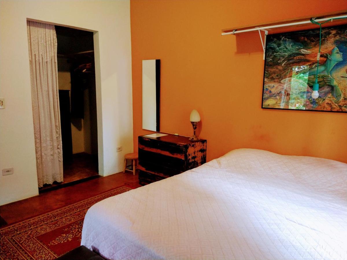 Lindas Suites A Uma Quadra Da Praia E Centro Ubatuba Ngoại thất bức ảnh