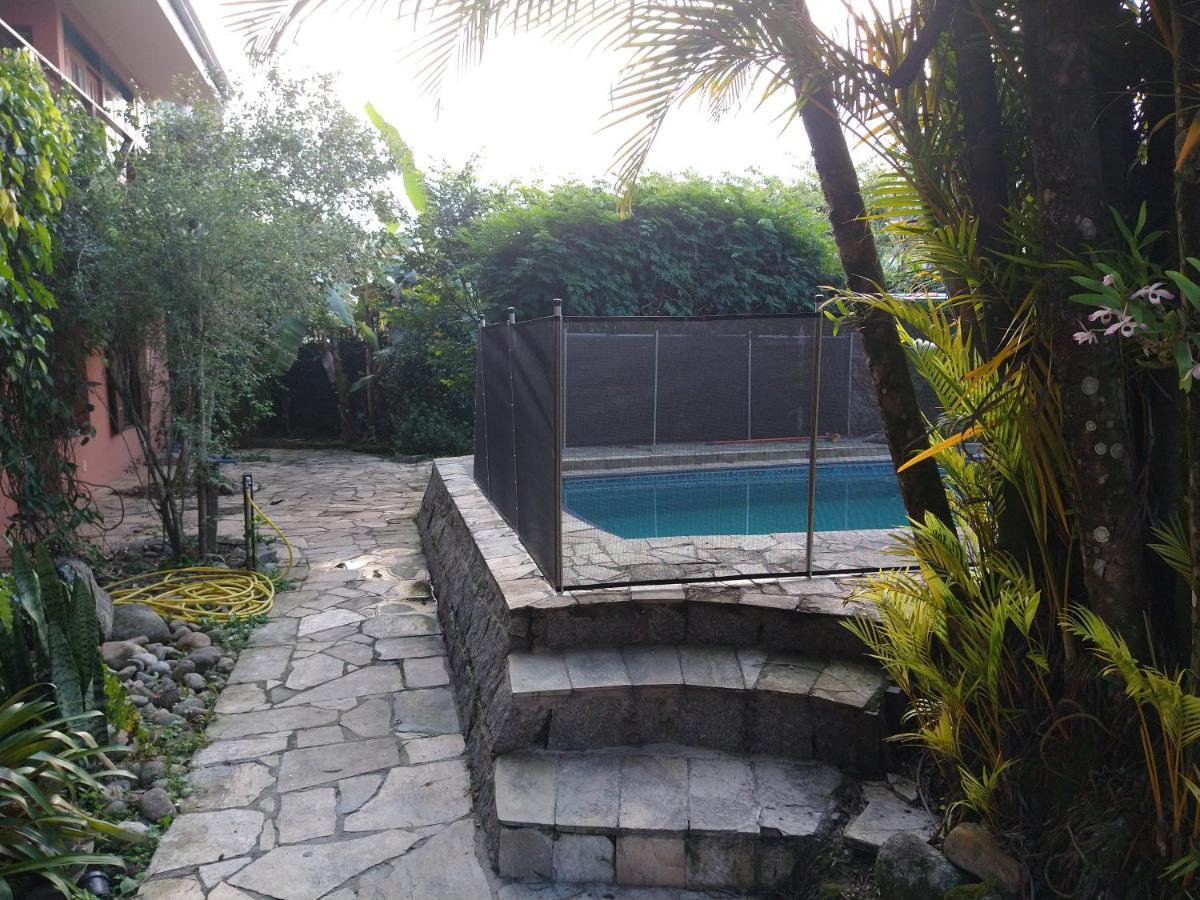 Lindas Suites A Uma Quadra Da Praia E Centro Ubatuba Ngoại thất bức ảnh