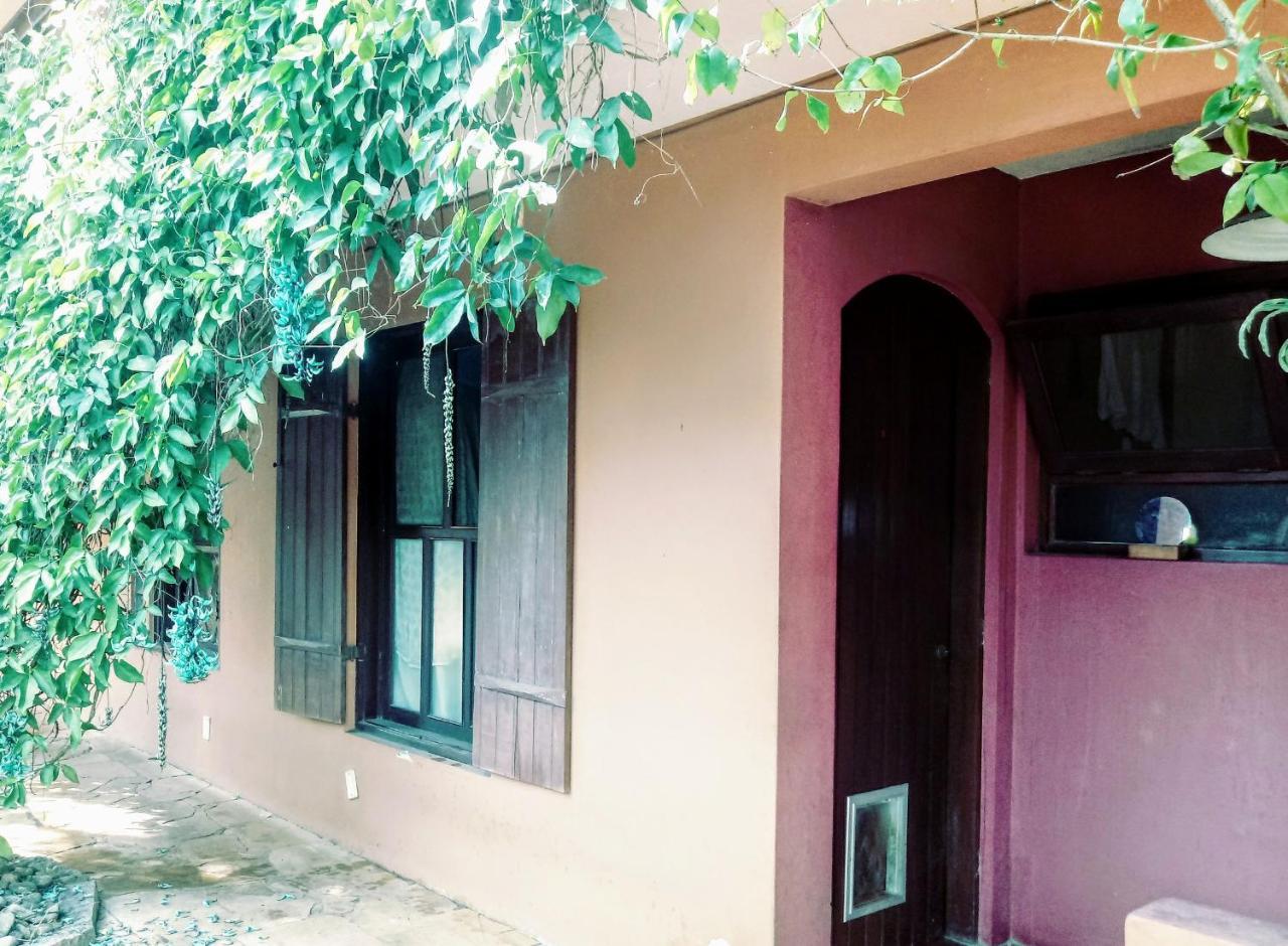 Lindas Suites A Uma Quadra Da Praia E Centro Ubatuba Ngoại thất bức ảnh